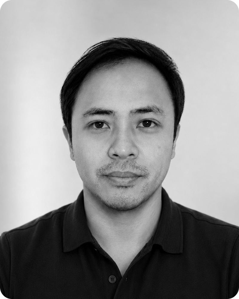 Sandro B.
